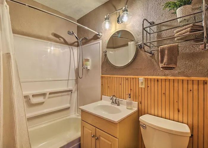 Large Deck, Grill: Pet-friendly Show Retreat! Show Low