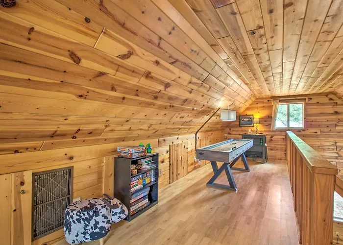 Holiday home Large Deck, Grill: Pet-friendly Show Retreat! Show Low