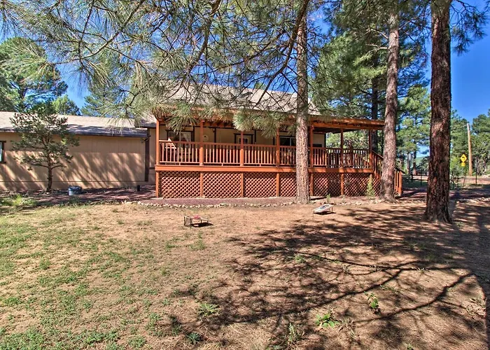 Large Deck, Grill: Pet-friendly Show Retreat! Holiday home Show Low