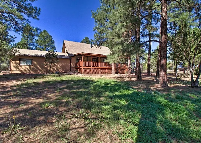 Large Deck, Grill: Pet-friendly Show Retreat! Holiday home Show Low
