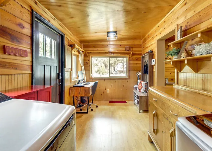 Large Deck, Grill: Pet-friendly Show Retreat! Holiday home Show Low